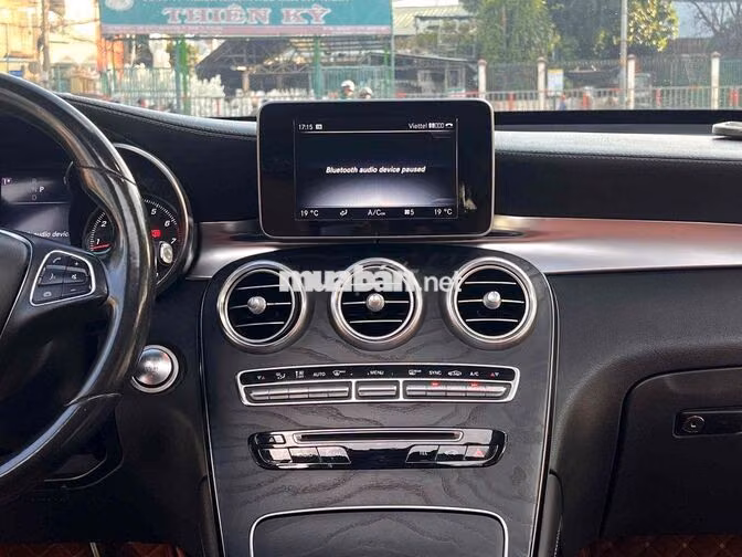 Mercedes-Benz GLC 300 4MATIC 2016 Đen Tự động