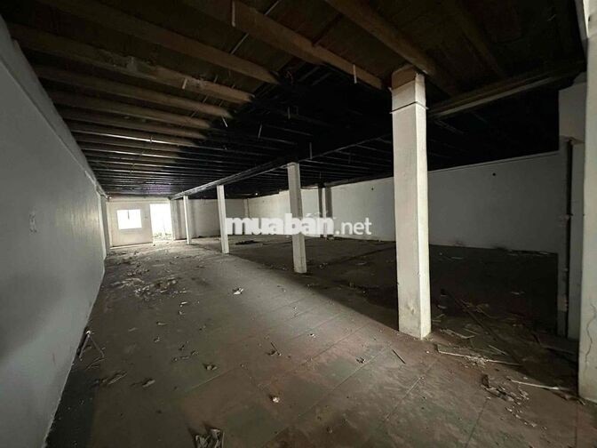 Chính chủ cho thuê nguyên căn nhà mặt tiền với các thông tin sau: -Vị