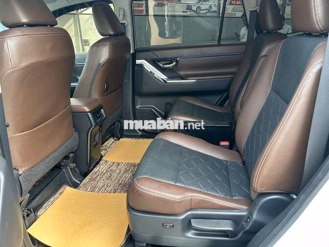 Toyota Innova Cross HEV 2024
