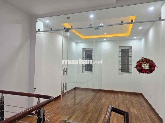 Tiếp tục hạ chào 2 tỷ-Santafe ngủ trong nhà-*** 01 căn Lê Trọng T