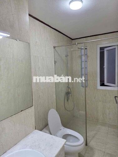 Tiếp tục hạ chào 2 tỷ-Santafe ngủ trong nhà-*** 01 căn Lê Trọng T