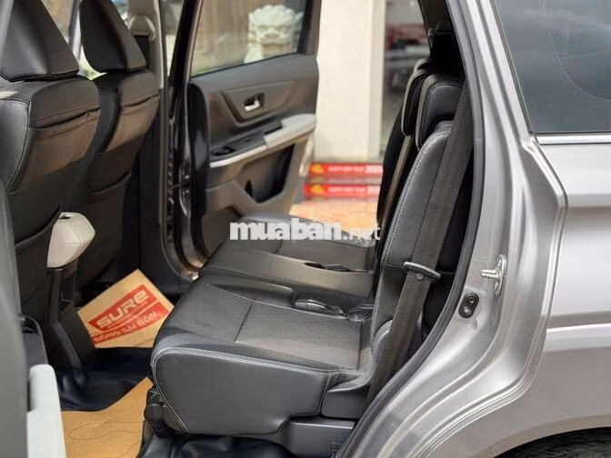 Toyota Veloz E CVT 2024 Bạc Tím 82,563km