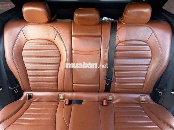 Mercedes-Benz GLC 300 4MATIC 2016 Đen Tự động