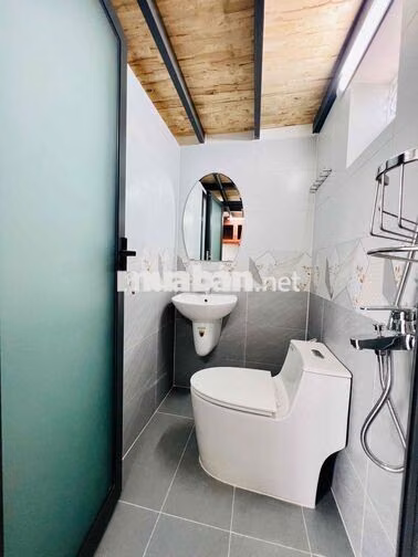 Cho Thuê Phòng Mới Xây 100% DT 20m2 Có Gác Sẳn Tủ Lạnh Máy Lạnh Bếp