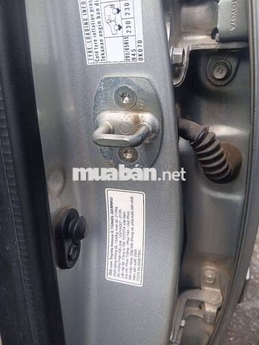 Toyota Innova G 7 chỗ Bạc