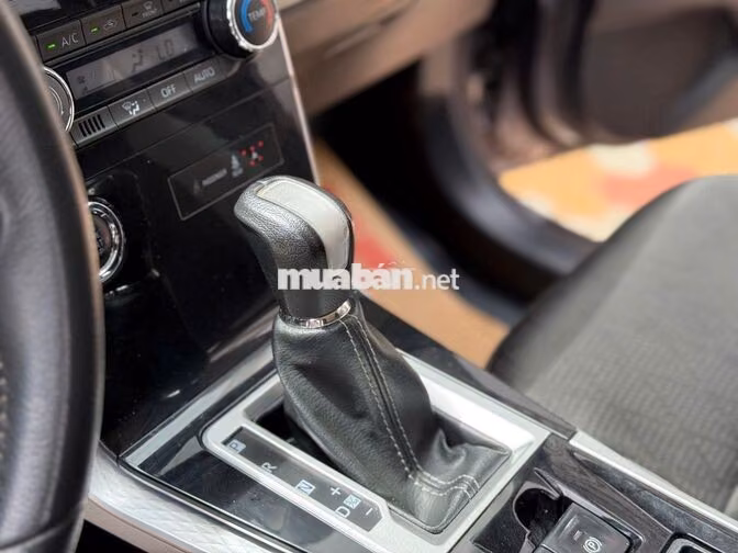 Toyota Veloz E CVT 2024 Bạc Tím 82,563km