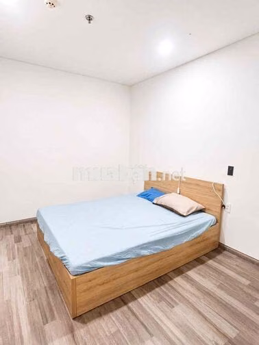 Cho thuê căn hộ 2 phòng ngủ Monarchy, Full nội thất, giá chỉ 17 triệu