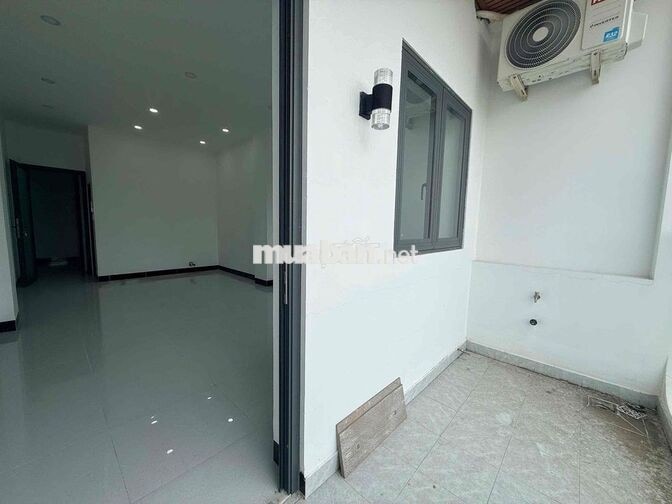CHO THUÊ CHDV 35M2 BAN CÔNG, ÂU CƠ TÂN BÌNH FULL NT THANG MÁY NHÀ MỚI