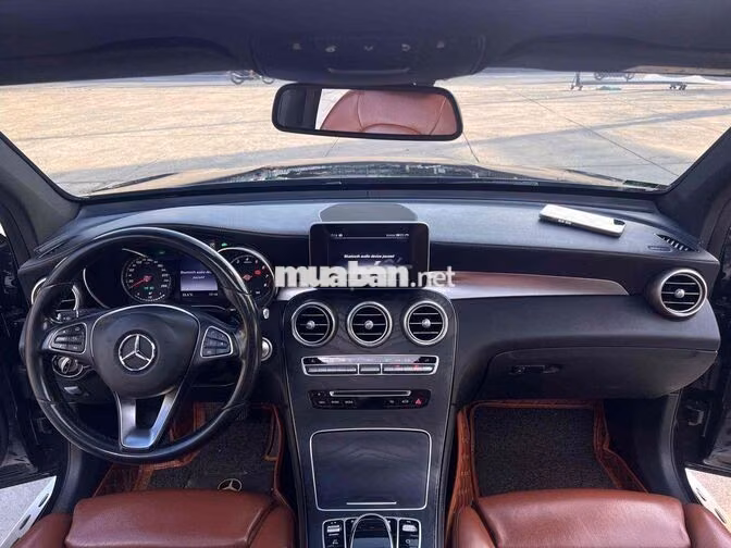 Mercedes-Benz GLC 300 4MATIC 2016 Đen Tự động