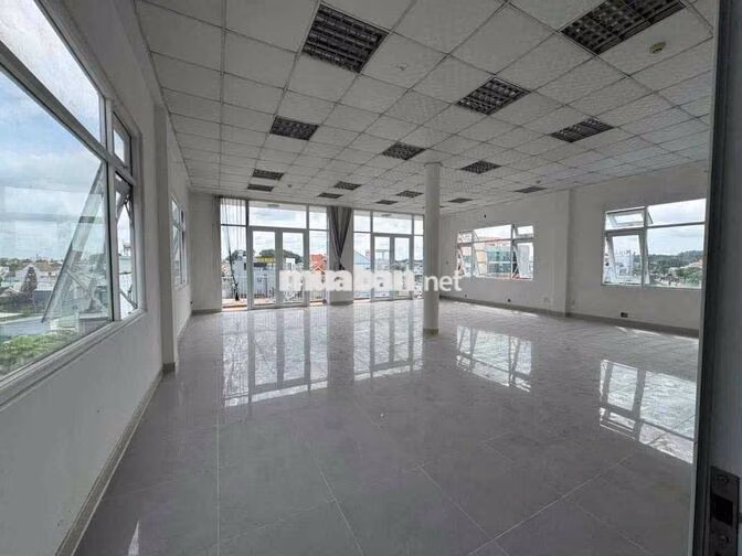 Cho Thuê Nhà Mặt Tiền Phú Lợi, Thủ Dầu Một  - Diện tích: 9x20 - Thiết