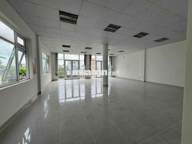 Cho Thuê Nhà Mặt Tiền Phú Lợi, Thủ Dầu Một  - Diện tích: 9x20 - Thiết