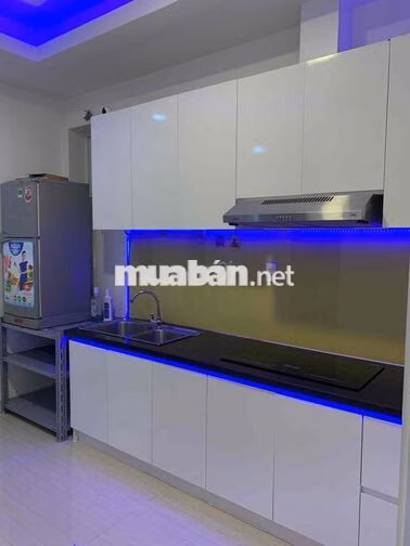 Chính chủ cho thuê căn full nội thất mặt tiền đường số 7