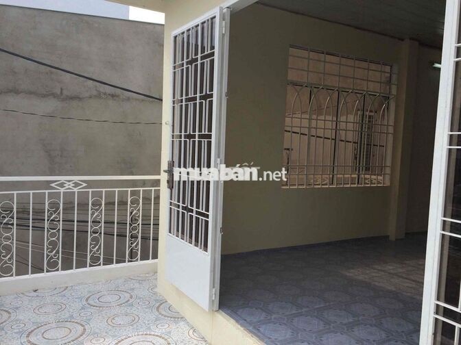 Cho thuê nhà nguyên căn Q. Tân Phú( gần Đầm Sen). Gía 7,5 triệu