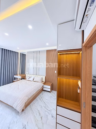 Bán Nhà View Biển Trần Bích San – 4 Tầng – Cách Biển 100m 