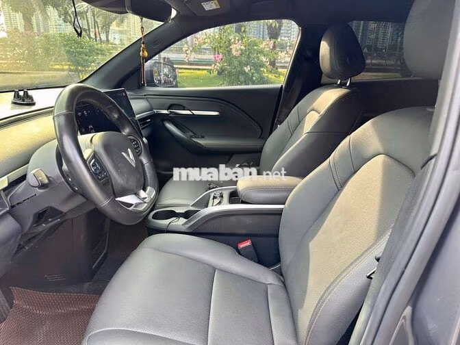 VINFAST VF6 PLUS 2023 PIN MUA XE GIA ĐÌNH ĐI LƯỚT