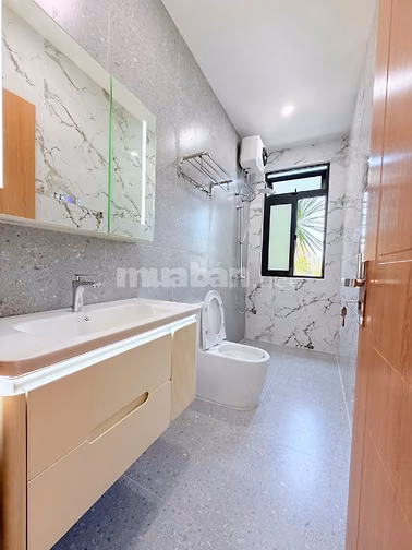 Bán Nhà View Biển Trần Bích San – 4 Tầng – Cách Biển 100m 