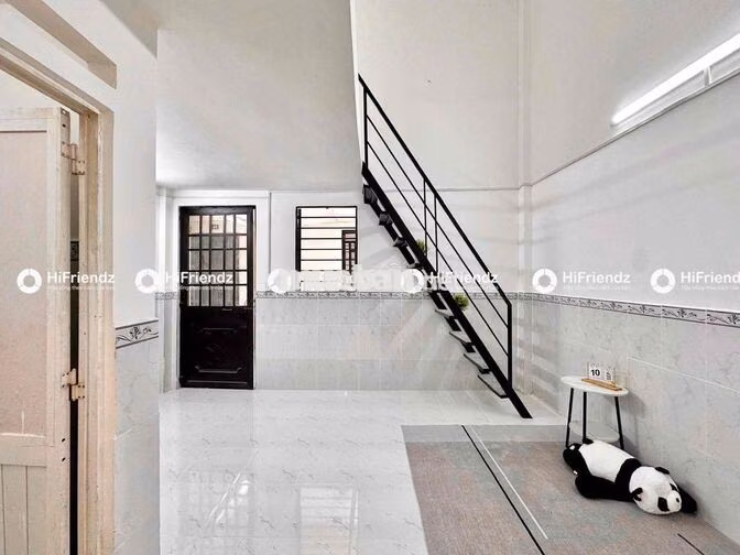 DÃY TRỌ 1 TRỆT 1 LỬNG - RỘNG 35M² - SẴN MÁY LẠNH - GẦN ĐH HỒNG BÀNG