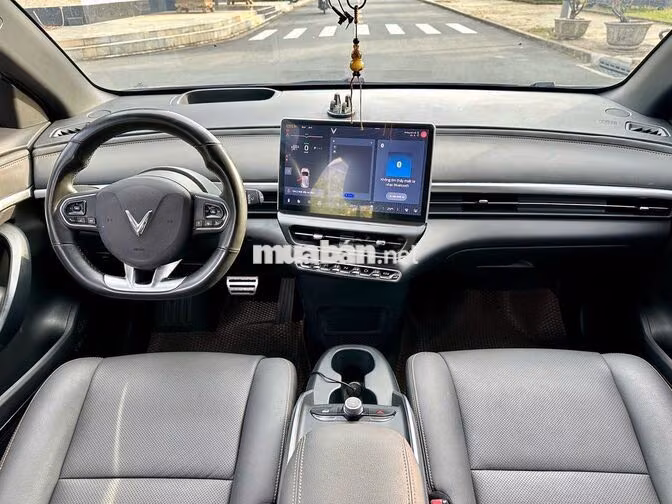 VINFAST VF6 PLUS 2023 PIN MUA XE GIA ĐÌNH ĐI LƯỚT
