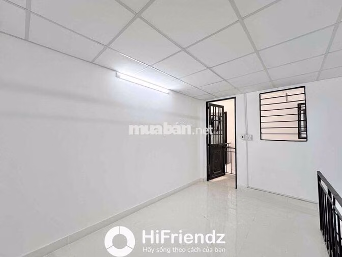 DÃY TRỌ 1 TRỆT 1 LỬNG - RỘNG 35M² - SẴN MÁY LẠNH - GẦN ĐH HỒNG BÀNG