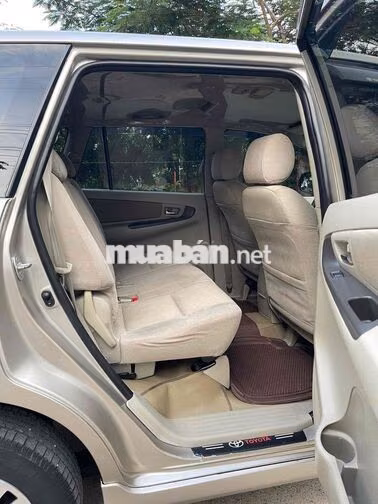 Bán Toyota Innova 2015 Số sàn xe đẹp không lỗi