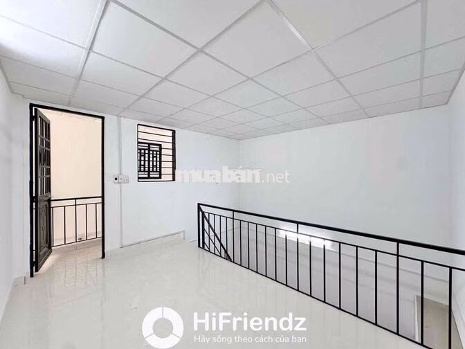 DÃY TRỌ 1 TRỆT 1 LỬNG - RỘNG 35M² - SẴN MÁY LẠNH - GẦN ĐH HỒNG BÀNG