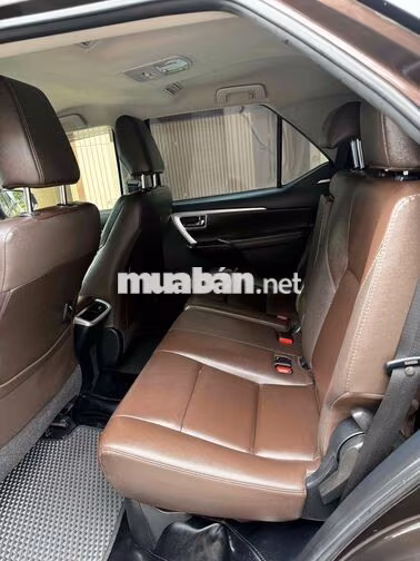 Toyota Fortuner 2018 Dầu Tự động Nâu