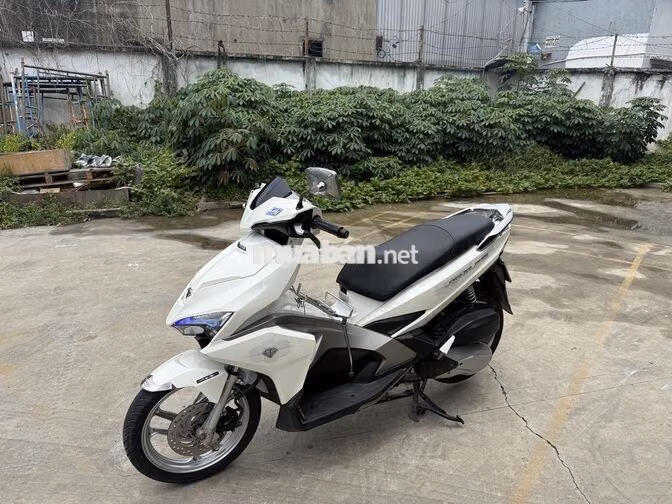 Honda Air Blade 2018 Trắng Bạc