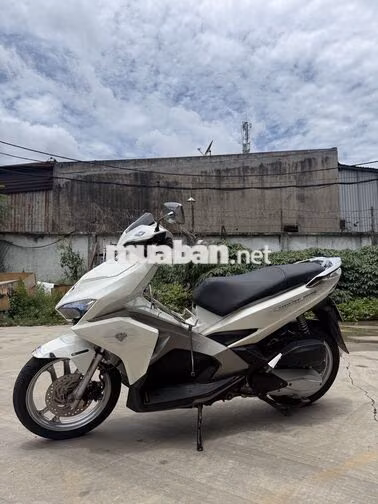Honda Air Blade 2018 Trắng Bạc