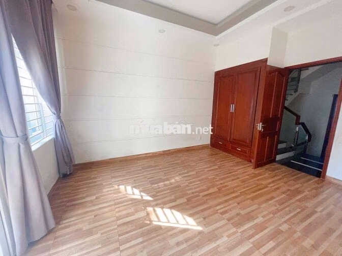 Cho thuê nhà nguyên căn, HXH 7m Tô Hiệu, DTSD 230m2, 1 PK, 1 bếp, 5PN,