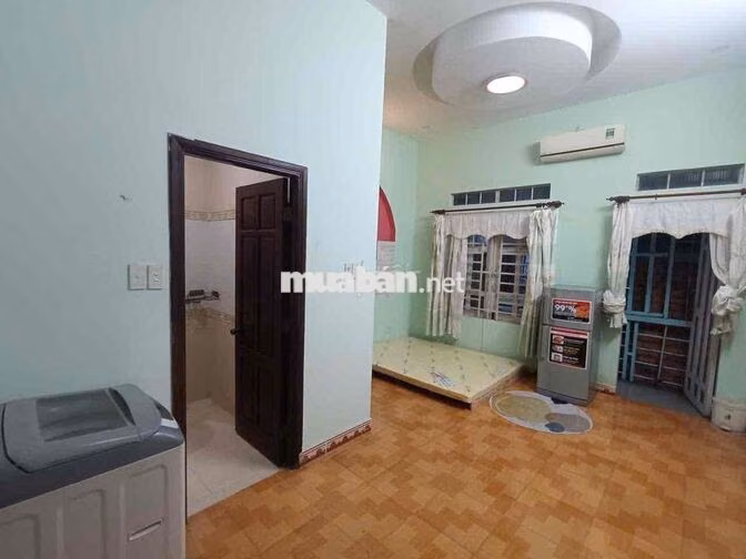 NGAY ĐẠI HỌC NGÂN HÀNG- HOÀNG DIỆU 2 PHÒNG ĐẦY ĐỦ NỘI THẤT