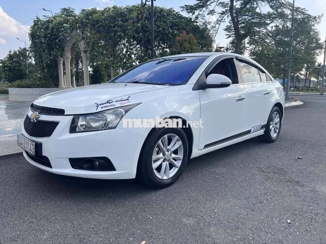 Chevrolet Cruze 2015 Số sàn Trắng