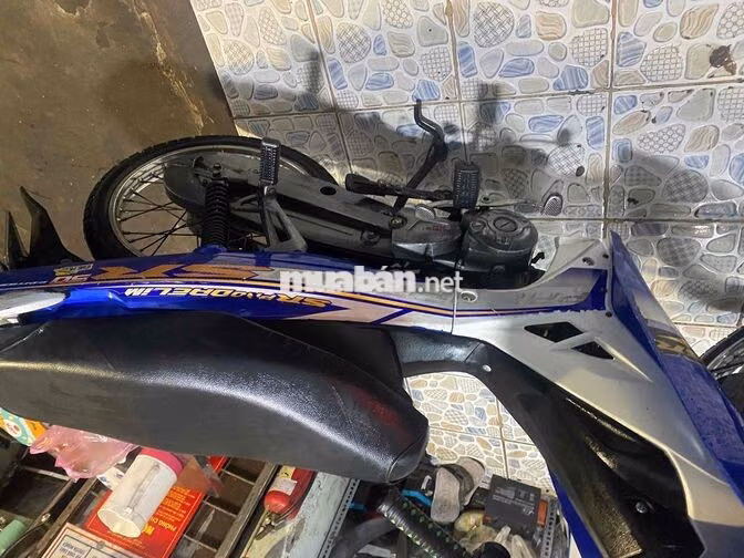 Yamaha Sirius 50cc Xanh Trắng máy êm phun chức năn