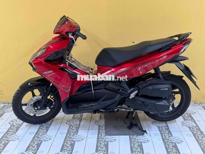 Air Blade 125 đời 2022 màu đỏ đen siêu mới