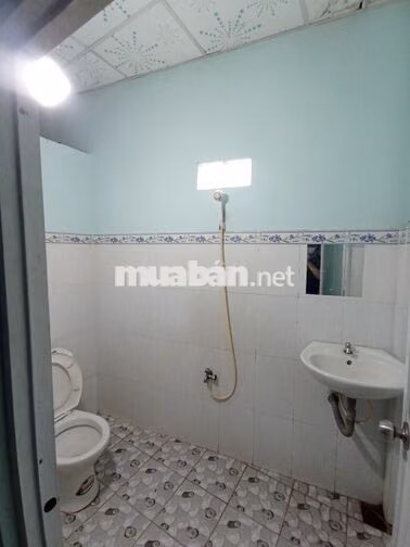 CHO THUÊ NHÀ - HẺM HUỲNH THỊ HAI - QUẬN 12