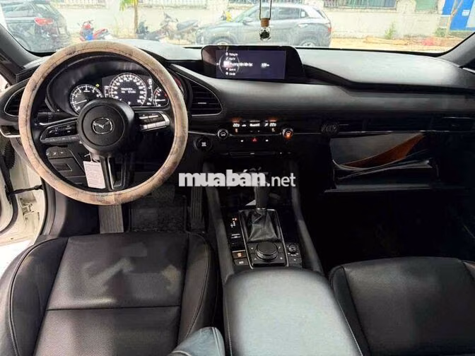 Mazda 3 Sport Premium 2022 đi 67.000 km một chủ