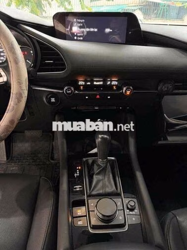 Mazda 3 Sport Premium 2022 đi 67.000 km một chủ
