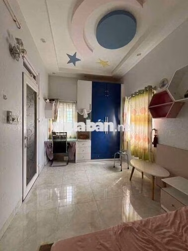 cho thuê nhà mặt đường Ngô Quyền sát chợ hải sản ,gần biển