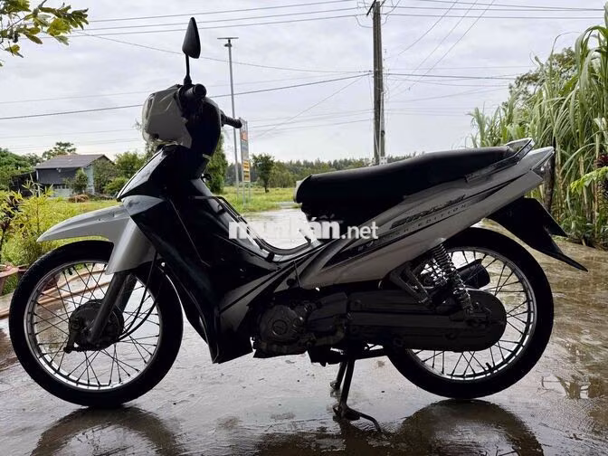 Yamaha Sirius Trắng, Đen