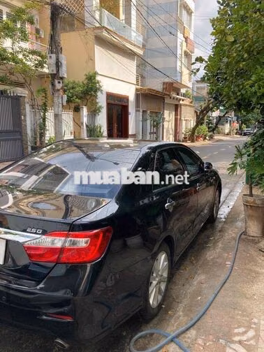 Toyota Camry 2.5G Đen Tự động Xe gia đình