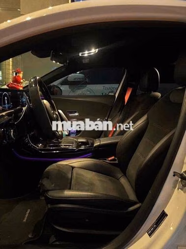 Mercedes-Benz AMG A35 4MATIC Trắng