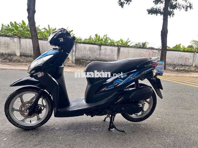 Honda Vision máy móc zin êm giáy to day dủ