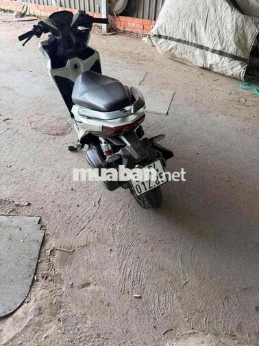 Honda Vario 150 Trắng