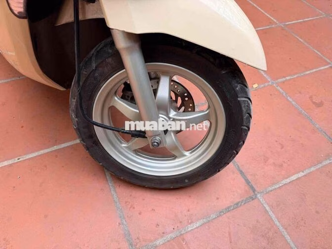 Honda Lead Vàng kem Tự động