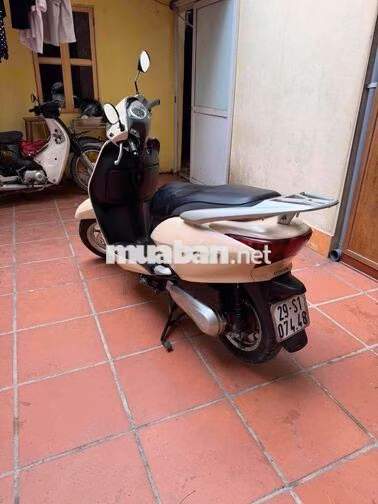 Honda Lead Vàng kem Tự động