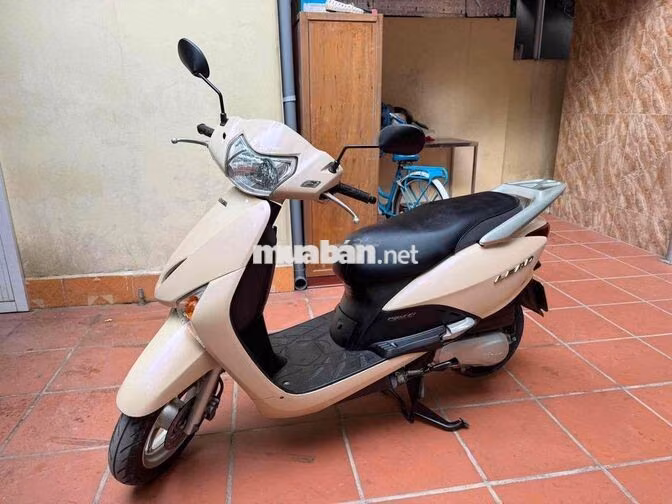 Honda Lead Vàng kem Tự động