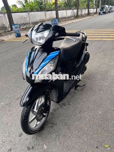 Honda Vision máy móc zin êm giáy to day dủ