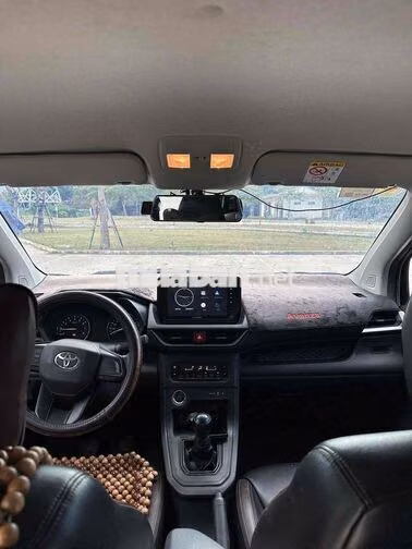 Toyota Avanza Premio MT 2023 Trắng 70.000km