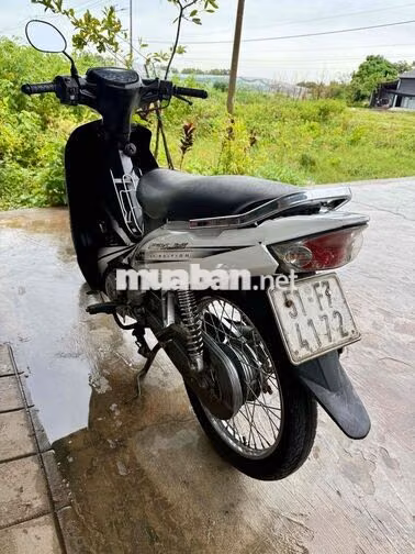 Yamaha Sirius Trắng, Đen