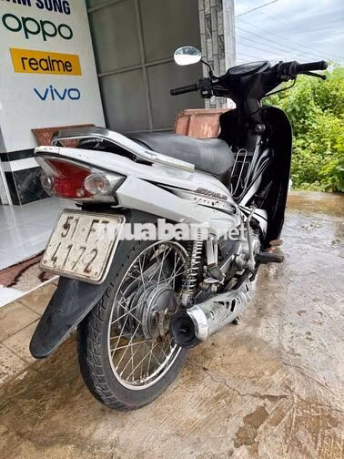 Yamaha Sirius Trắng, Đen