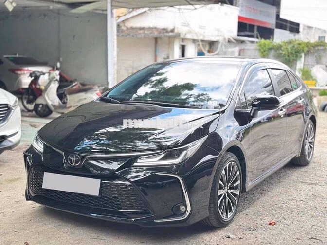 Toyota Corolla Altis 1.8V 2025 Đen 4.400 km